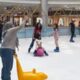 Arena ice skating bergaya New York City di MARGOCITY Depok