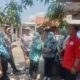 Warga Desa Melakasari Cirebon Buru Tikus Cegah Leptospirosis