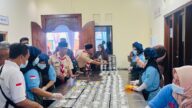 Aktivitas dapur sehat anak negeri di Sawangan Depok siapkan makanan bergizi untuk siswa dan ibu hamil