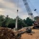 proyek rekonstruksi Jalan Cipayung Tahap III Kota Depok dengan pelebaran jalan dan penguatan dinding kali