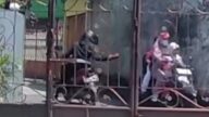 Kejadian penjambretan menimpa seorang pengendara ibu-ibu di kawasan Cimanggis, Kota Depok