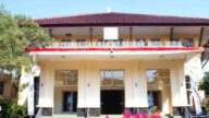 Anggota Komisi C DPRD Depok, Bambang Sutopo, menyampaikan kritik terkait hilangnya anggaran Rp20 miliar pembangunan Masjid Margonda dalam rapat kerja bersama Disrumkim.