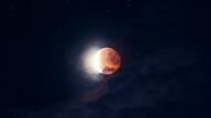 Fenonema Blood Moon 7-8 September 2025 terlihat di langit Indonesia