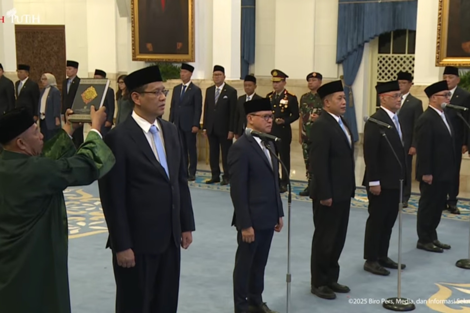 Presiden Prabowo Subianto reshuffle Kabinet Merah Putih