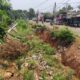 Turap longsor di Jalan Krukut, Kota Depok yang menutup aliran sungai