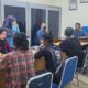 Petugas Satpol PP Kota Depok mengamankan anak jalanan