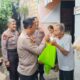 Polsek Cimanggis membagikan 20 paket sembako kepada warga kurang mampu