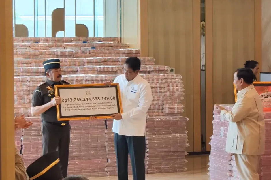 Penyerahan Uang Penggangi