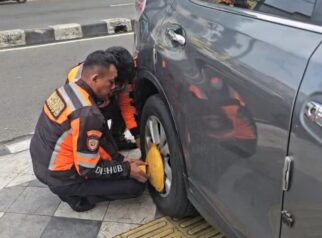 Penindakan parkir liar di Kota Depok
