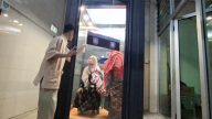 Lift masjid di Kota Depok