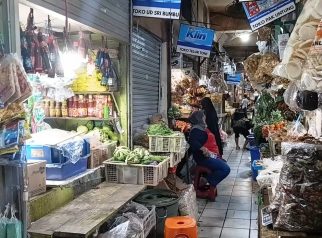 Harga bahan pokok naik di Kota Depok