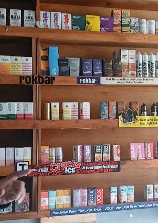 Pelaku usaha vape di Kota Depok