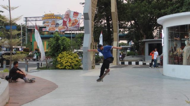 Komunitas skateboard Depok