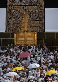 Jemaah haji Indonesia kloter pertama