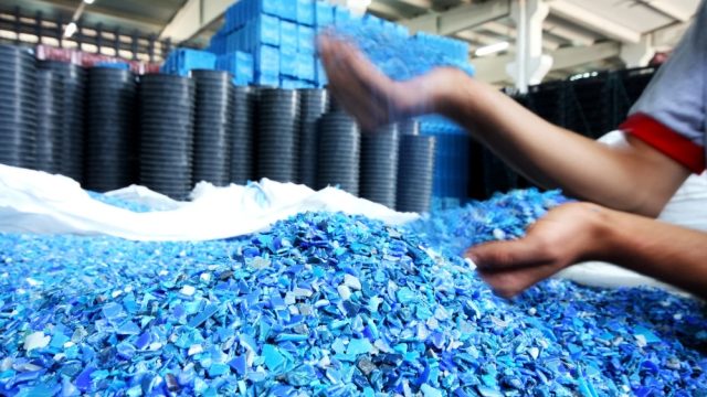 Stok plastik nasional