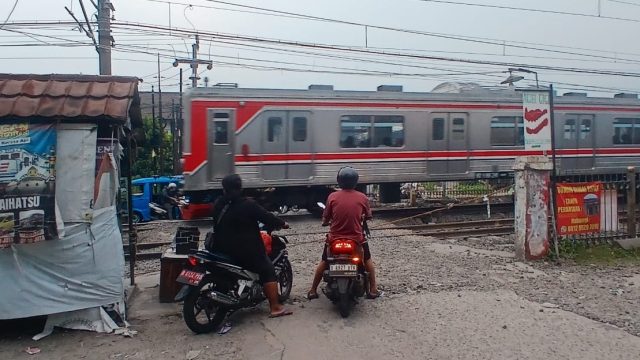Perlintasan sebidang Kota Depok