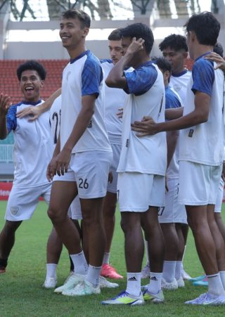 Persikad Depok versus PSMS Medan