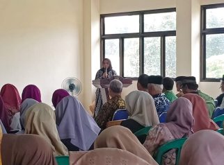 Qonita Lutfiyah Kelurahan Duren Seribu