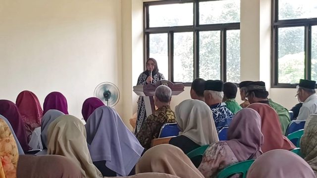 Qonita Lutfiyah Kelurahan Duren Seribu