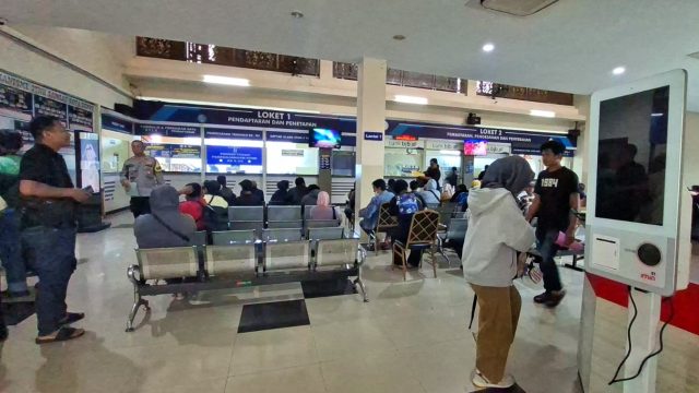 Pembayaran pajak kendaraan bermotor di Indonesia