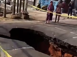 Jalan amblas Lenteng Agung