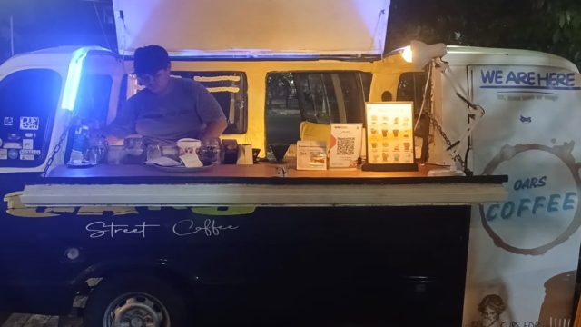 Oars Coffee Depok