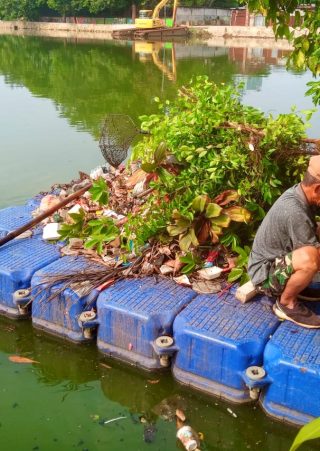 Sampah Situ Pladen Kota Depok